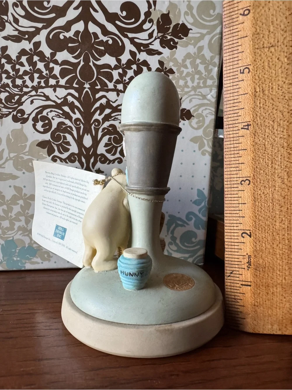 Brown Bag Ceramic Cookie Stamp Winnie the Pooh Disney Round Handle 1995 NEW